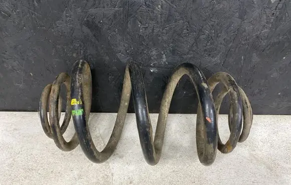 Opel Vivaro Rear coil spring