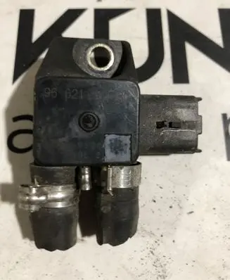 Citroen C4 Grand Picasso Exhaust gas pressure sensor 9662143180