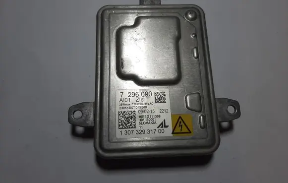 BMW 5 F10 F11 Headlight ballast module Xenon 7296090