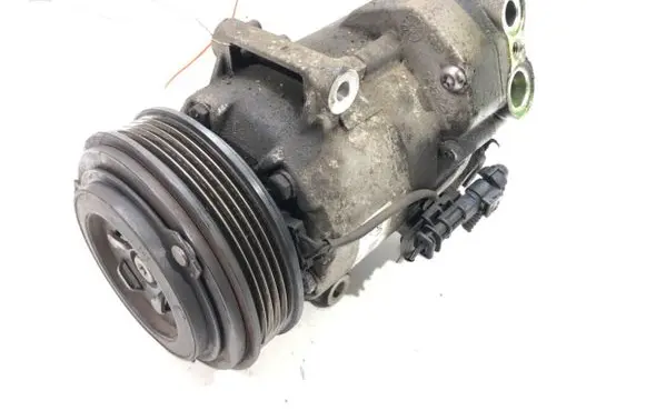Chevrolet Cruze II Air conditioning (A/C) compressor (pump) 557805030