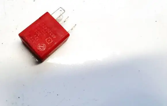 Alfa Romeo 156 Other relay 46520422 a727