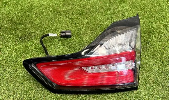 Ford Edge II Tailgate rear/tail lights KT4B13A602B
