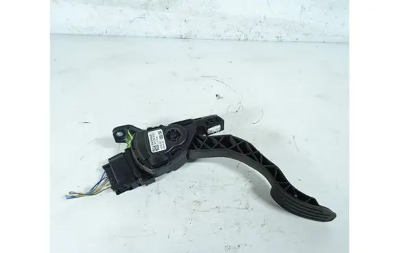 Volvo S80 Accelerator throttle pedal 6G92-9F836-BD