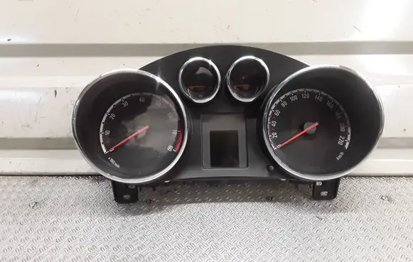 Opel Meriva B Speedometer (instrument cluster) 600775881 13346172