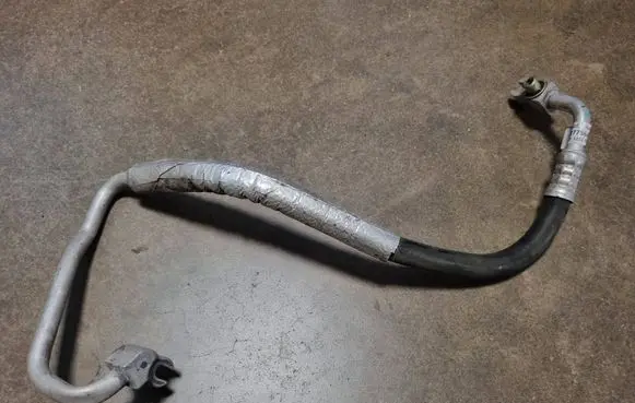 Chrysler Pacifica Air conditioning (A/C) pipe/hose 68227756AC