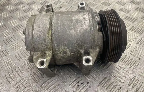 Volvo XC90 Air conditioning (A/C) compressor (pump) 30742206