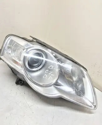 Volkswagen PASSAT B6 Headlight/headlamp