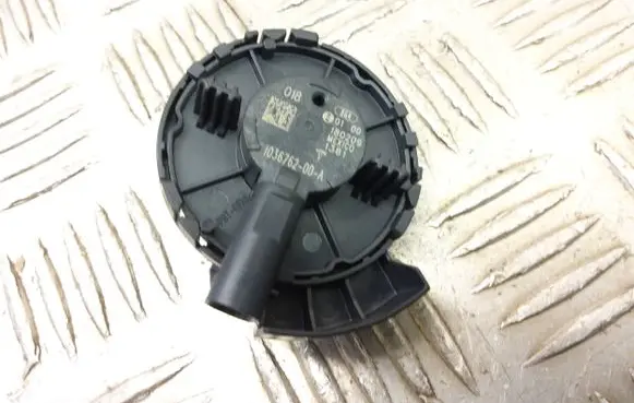 Tesla Model 3 Airbag deployment crash/impact sensor 103676200a