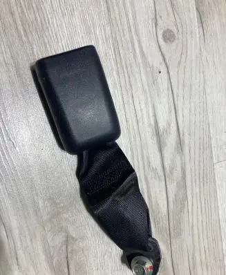 Mitsubishi Space Star Rear seatbelt buckle 58031