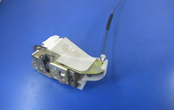 Ford Fiesta Rear door lock 93BG220A20BA