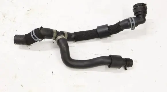 Skoda Octavia Mk4 Engine coolant pipe/hose 3Q0122058E