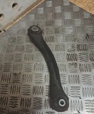 Mercedes-Benz SLK R170 Rear suspension control arm 