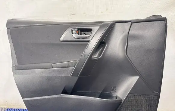 Toyota Auris E180 Front door card panel trim 6777802280