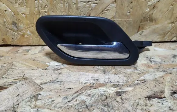 BMW 5 E39 Front door interior handle 8226050