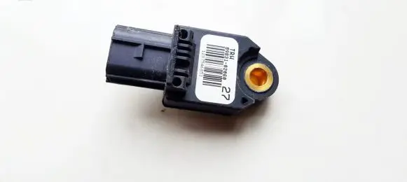 Toyota Auris 150 Airbag deployment crash/impact sensor 8983102060 89831-02060