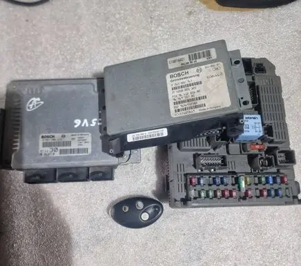 Citroen C5 Engine ECU kit and lock set 0261206419 9637137380 9649301780