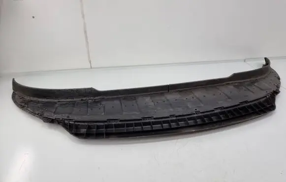 Opel Insignia B Front bumper skid plate/under tray 39077261
