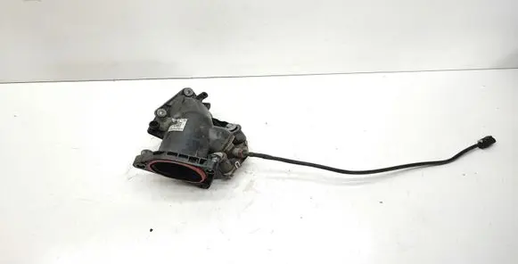 BMW 3 E92 E93 Intake resonator 