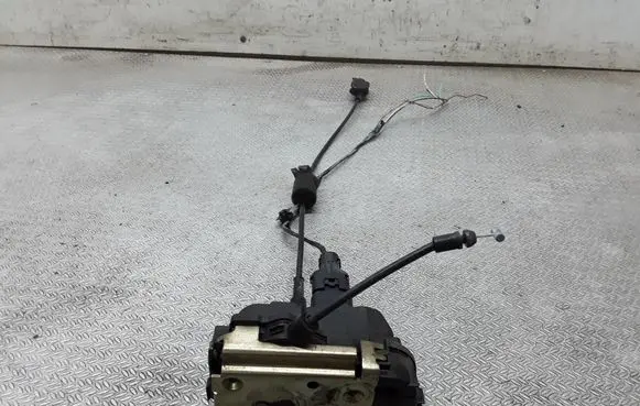 Renault Espace IV Rear door lock