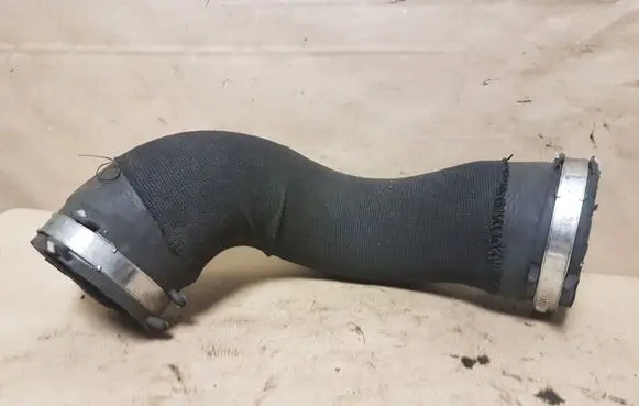 Audi A5 8T 8F Intercooler hose/pipe 8K0145737H
