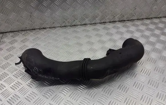 Subaru Forester SH Air intake hose/pipe A12AG05