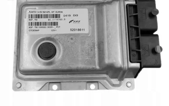 Fiat Punto (176) Engine control unit/module 52018611 9GFTM