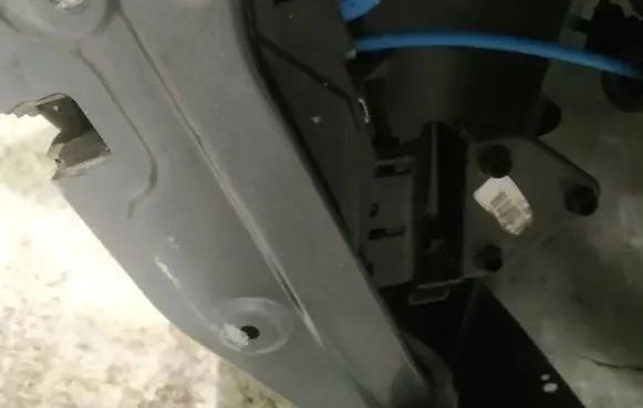 Mercedes-Benz C AMG W204 Rear door lock 