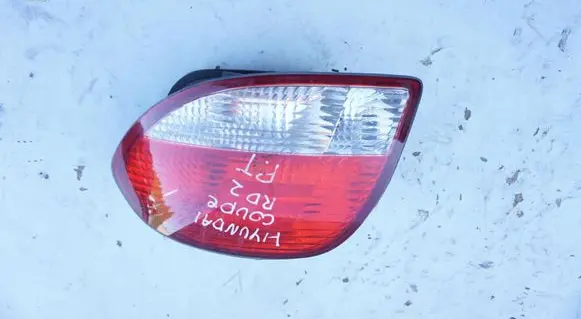 Hyundai Coupe Rear/tail lights