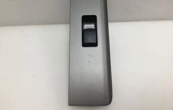 Nissan Navara Electric window control switch 82961EA300