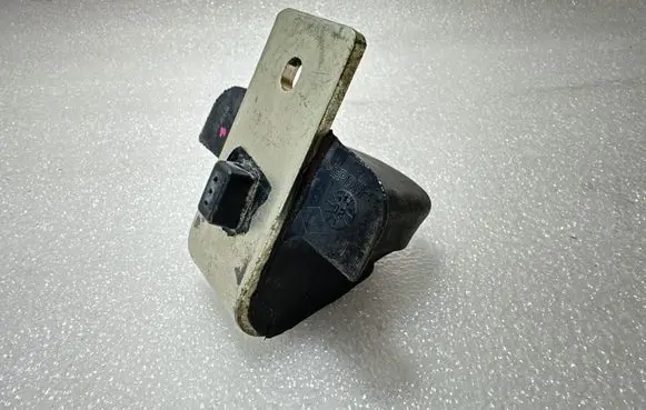 Renault Trafic III (X82) Sliding door trim 573423 58310