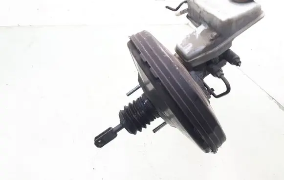 Opel Zafira B Brake booster 13216084