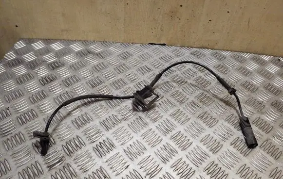 BMW 3 E90 E91 ABS brake wheel speed sensor 6762465