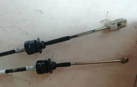 Volvo S40, V40 Gear shift cable linkage 30616150