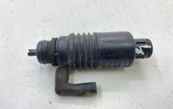 Audi A4 S4 B5 8D Windscreen/windshield washer pump 4A0955651