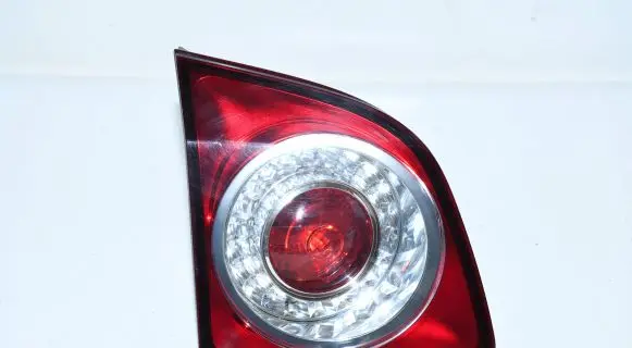 Volkswagen Golf Plus Tailgate rear/tail lights 5M0945093J