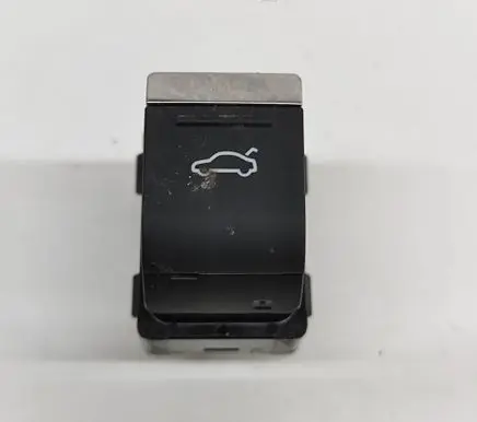 Audi Q8 Tailgate/boot open switch button 4K0959831