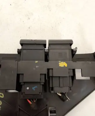 Seat Cordoba (6K) Central console control unit 336332