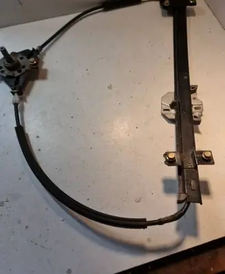 Volkswagen Golf II Front door manual window regulator 191837402B