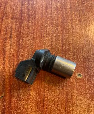 Volvo XC90 Camshaft position sensor 30713485 0296001211
