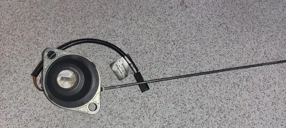 Loading door lock