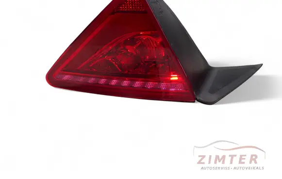 Audi A7 S7 4G Tailgate rear/tail lights 4G8945093