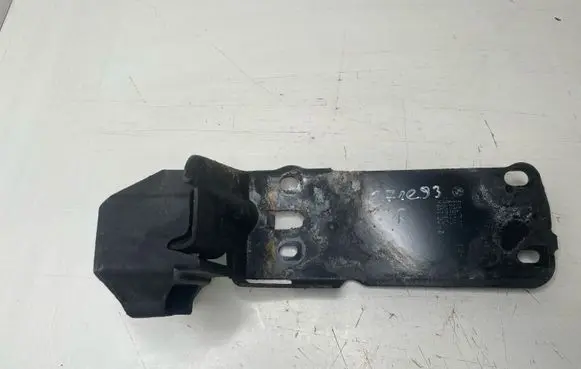 BMW 3 E92 E93 Radiator mount bracket 23781010 51647117 H2608BD