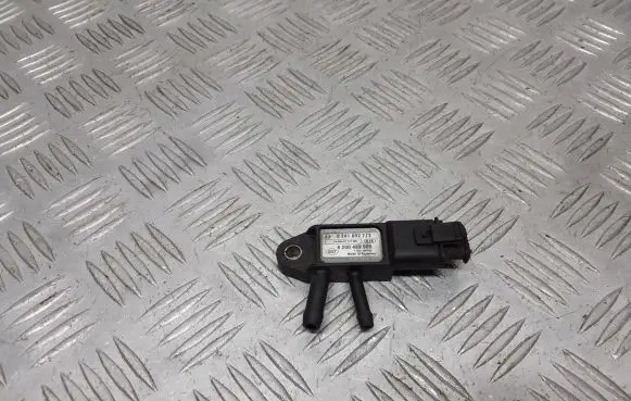 Renault Megane II Air pressure sensor 8200469905