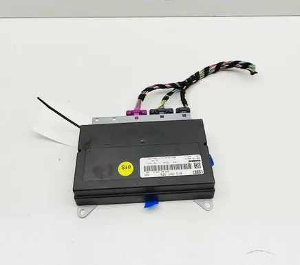 Audi RS5 Air suspension control unit module (rear) 8T0907376 8T0907376A