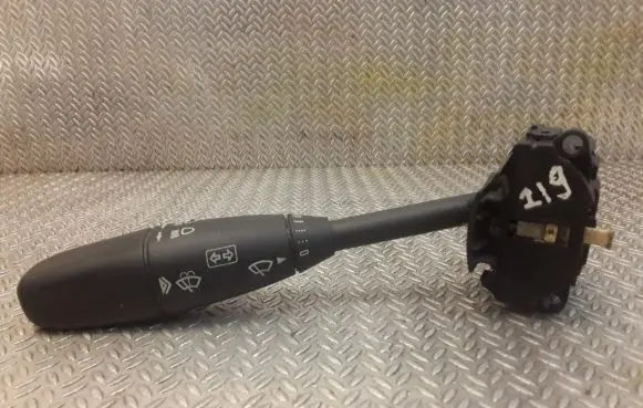 Mercedes-Benz CLS C219 Wiper speed switch 1715402245 A1715402245