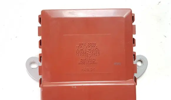 Lexus GS 300 350 430 450H Door control unit/module 8922230180 1233006920