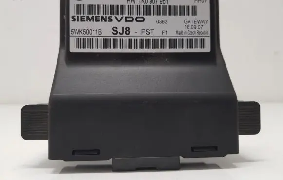 Volkswagen Caddy Gateway control module 1K0907530L 1K0907951
