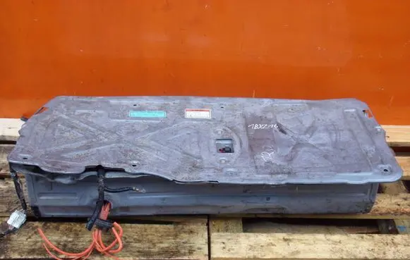 Honda Civic Hybrid / electric car battery 1K100RMXE01