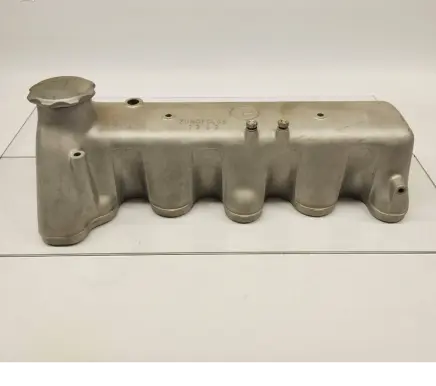 Mercedes-Benz 190 230 W110 W111 Rocker cam cover 6210161105
