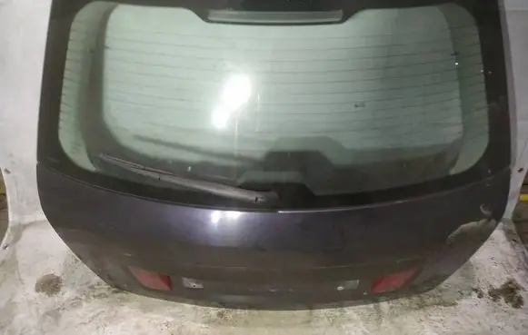 Tailgate/trunk/boot lid